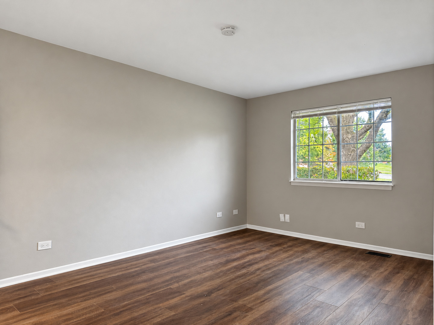 2127 Southwind Circle Property Photo 13