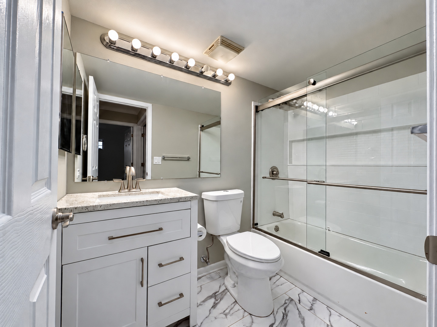 2127 Southwind Circle Property Photo 16