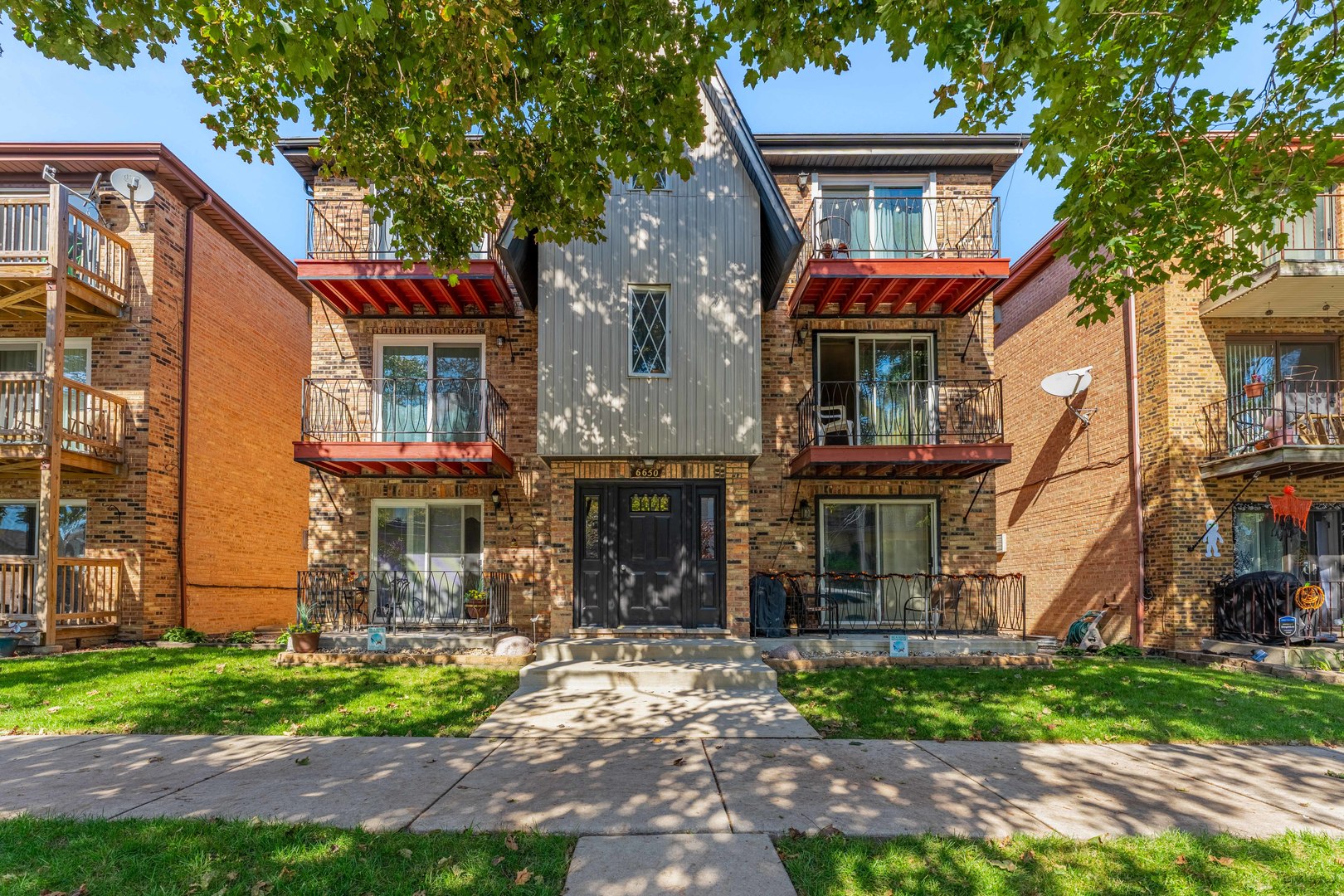 6650 W 64th Place 3w Property Photo 1
