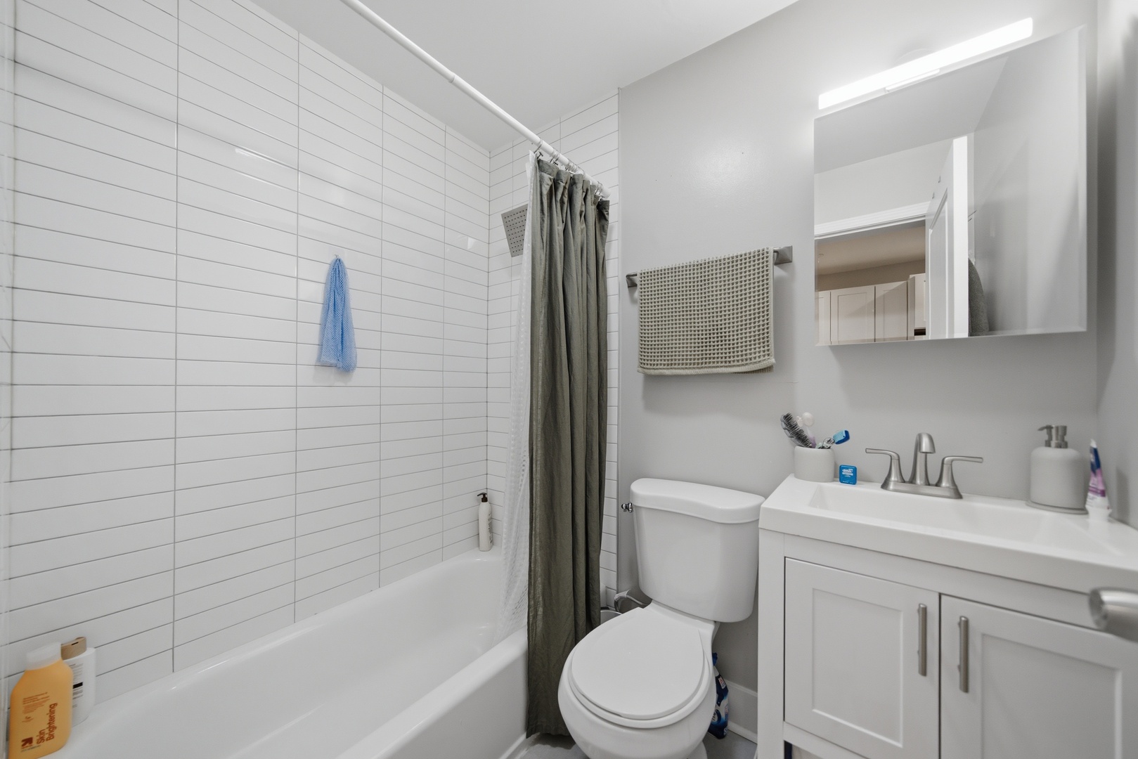 1852 W Wabansia Avenue Property Photo 16