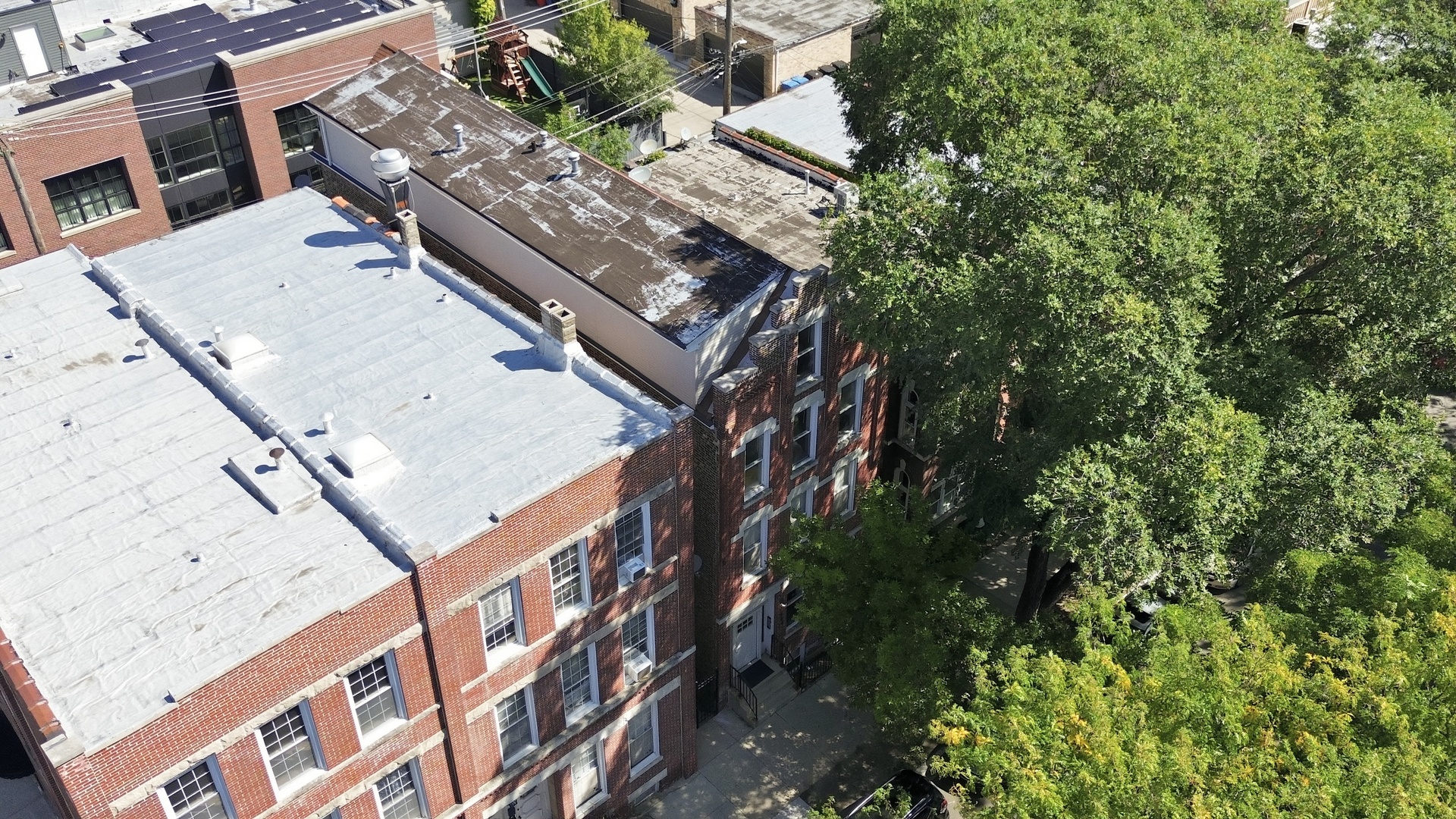 1852 W Wabansia Avenue Property Photo 18