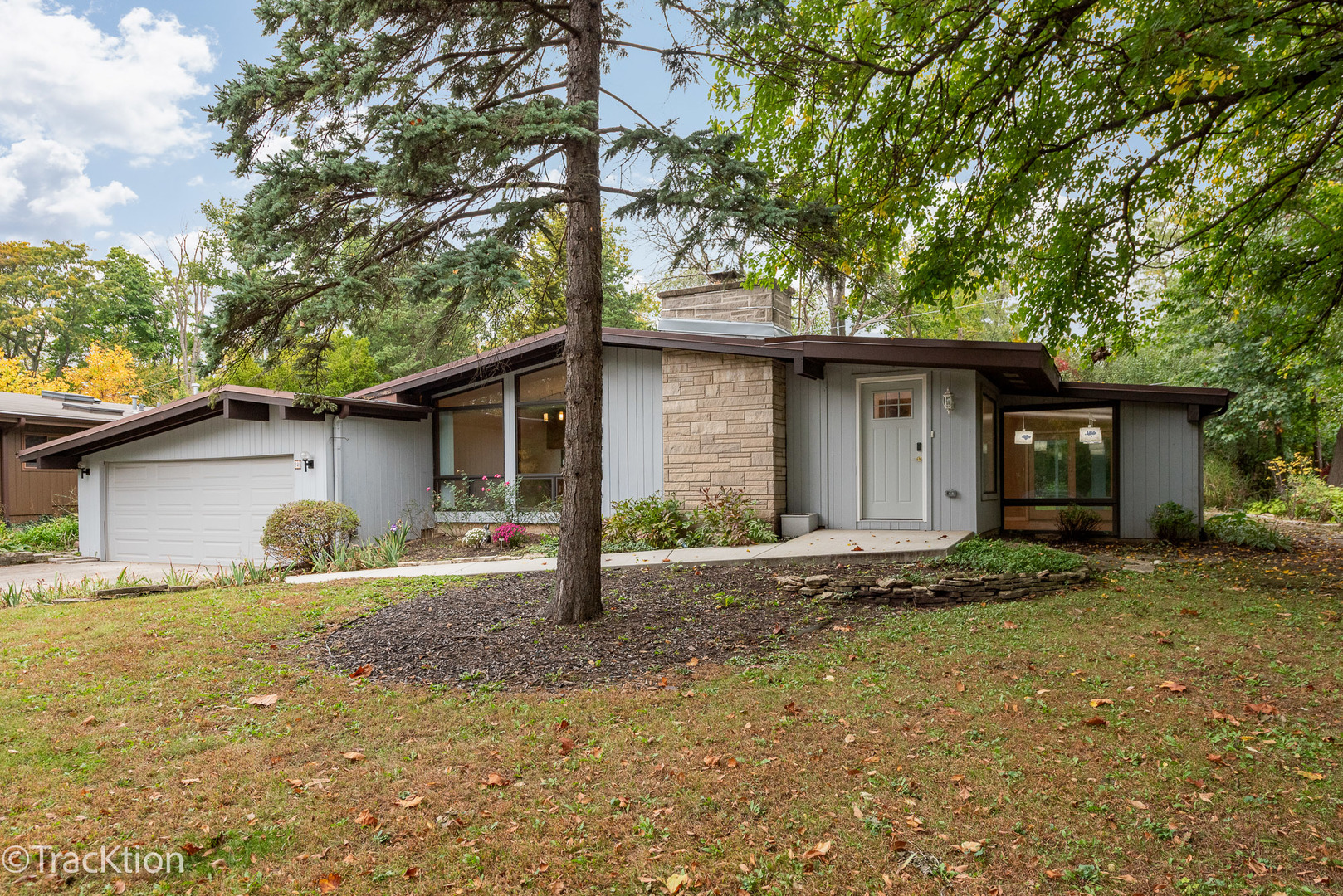 240 Shady Lane Property Photo 1