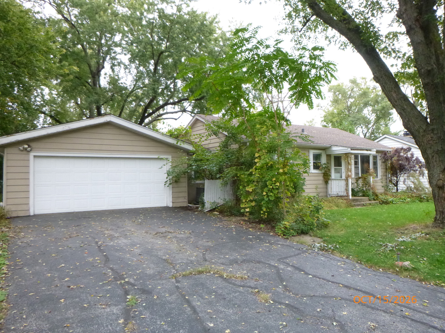 2n145 Edgewood Avenue Property Photo 1