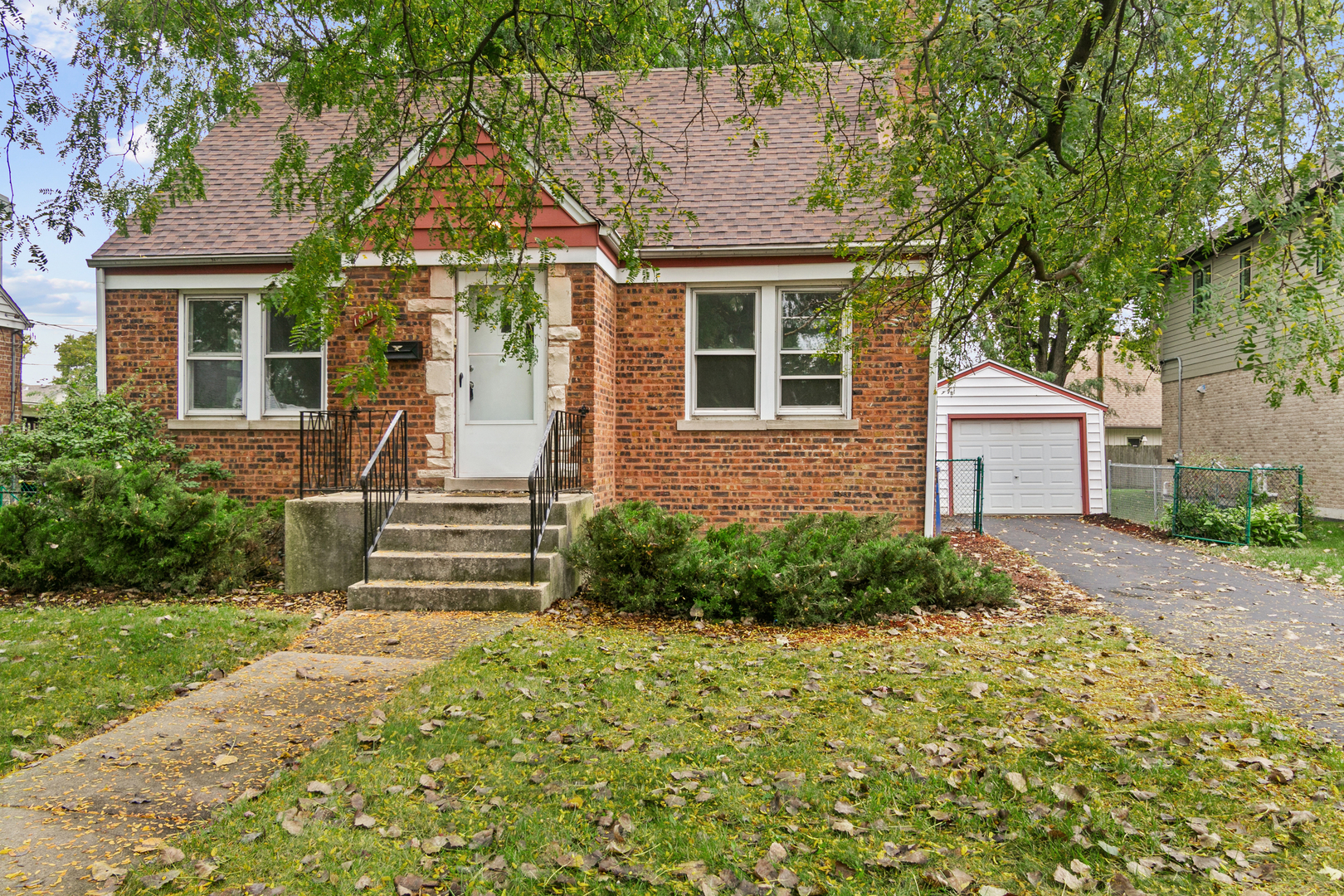 10104 S Kildare Avenue Property Photo 1