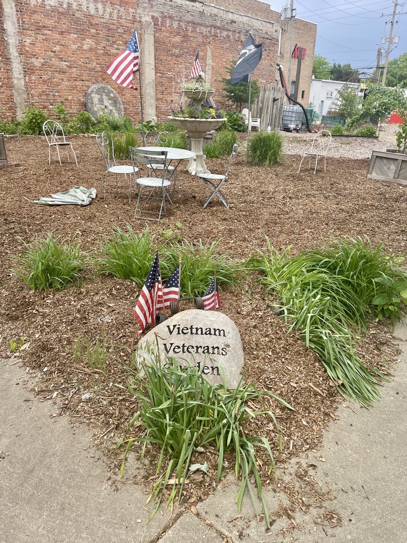 515 2nd Street Property Photo 1