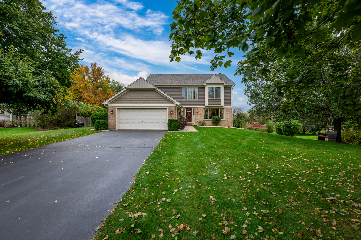 5485 Fox Path Lane Property Photo 1