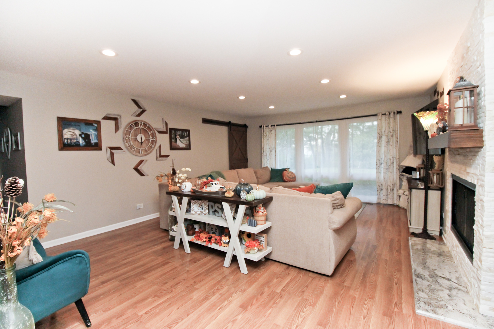 1470 Edgefield Lane Property Photo 12