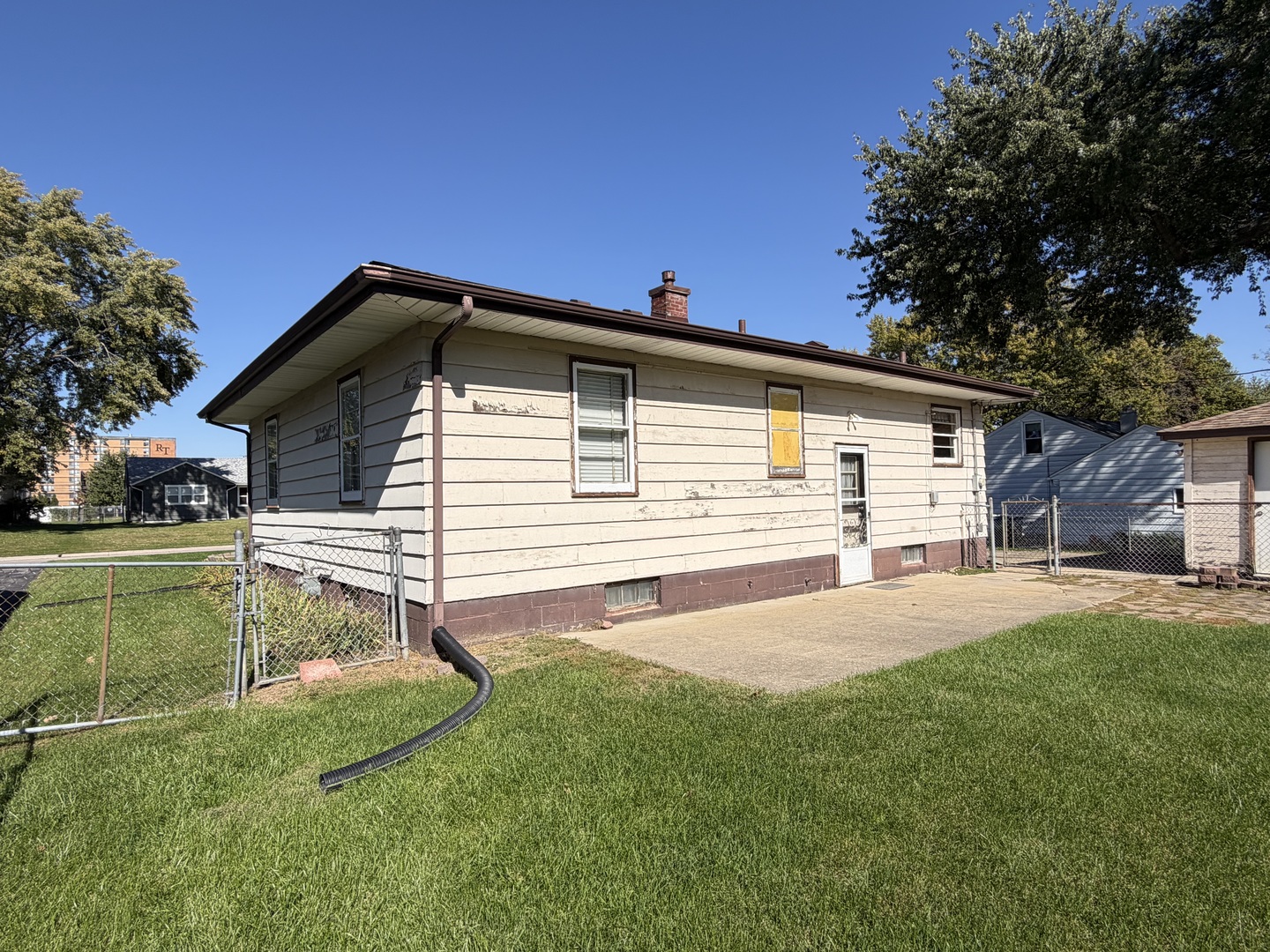 546 Oaklawn Avenue Property Photo 6