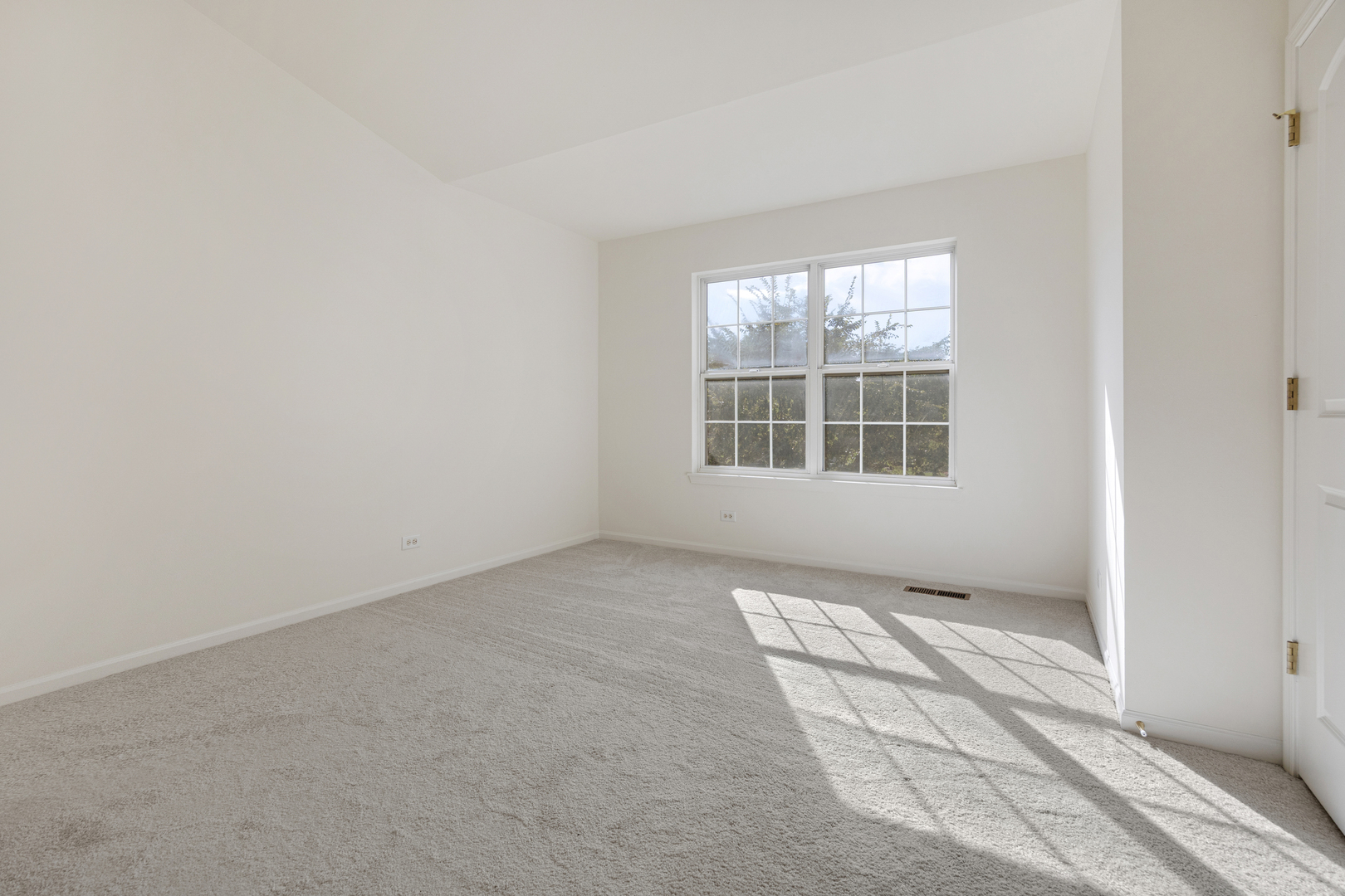 205 Regency Drive Property Photo 28