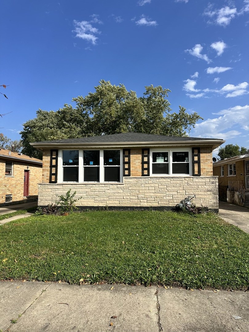 14425 Vail Avenue Property Photo 1