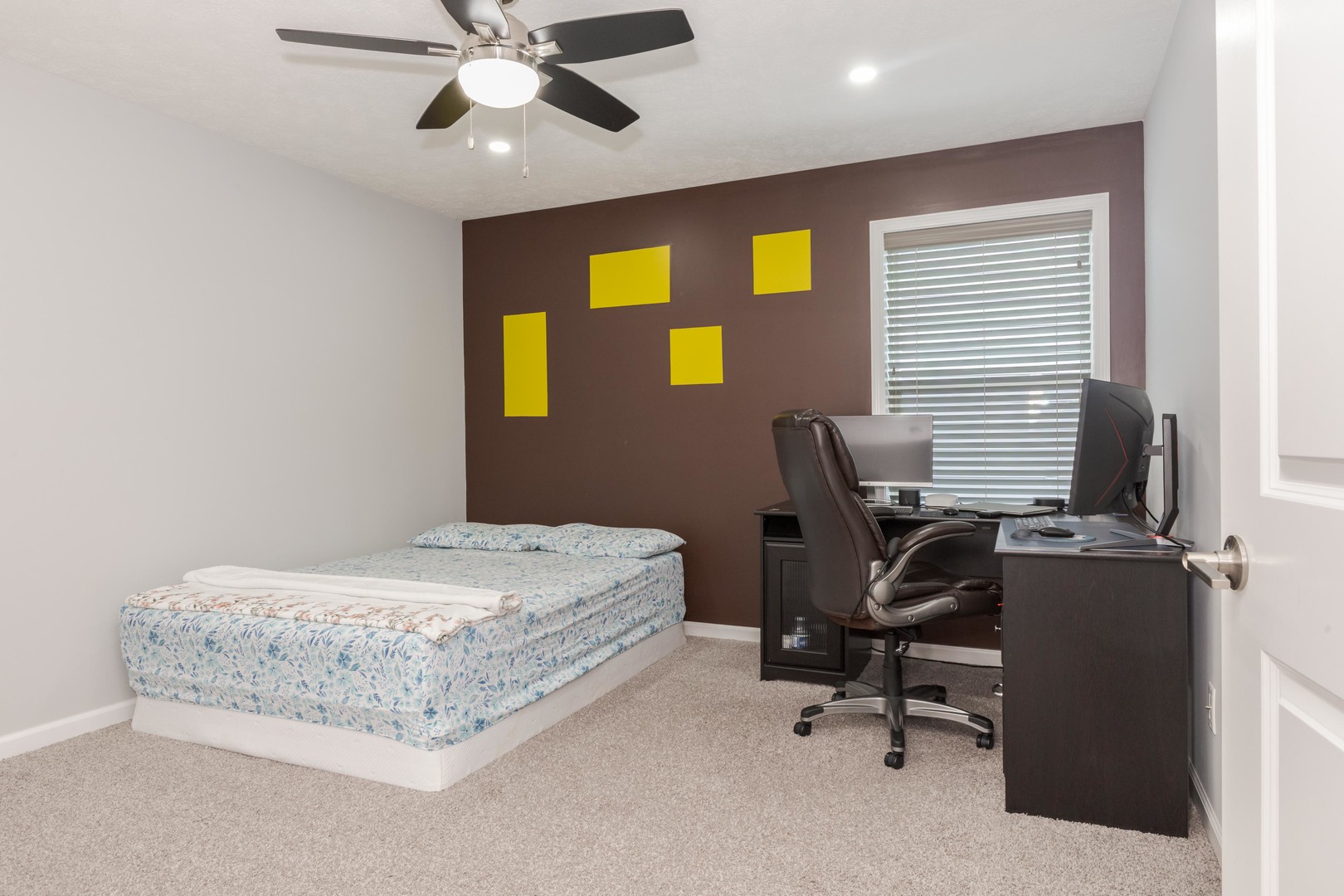 1116 Staghorne Way Property Photo 19