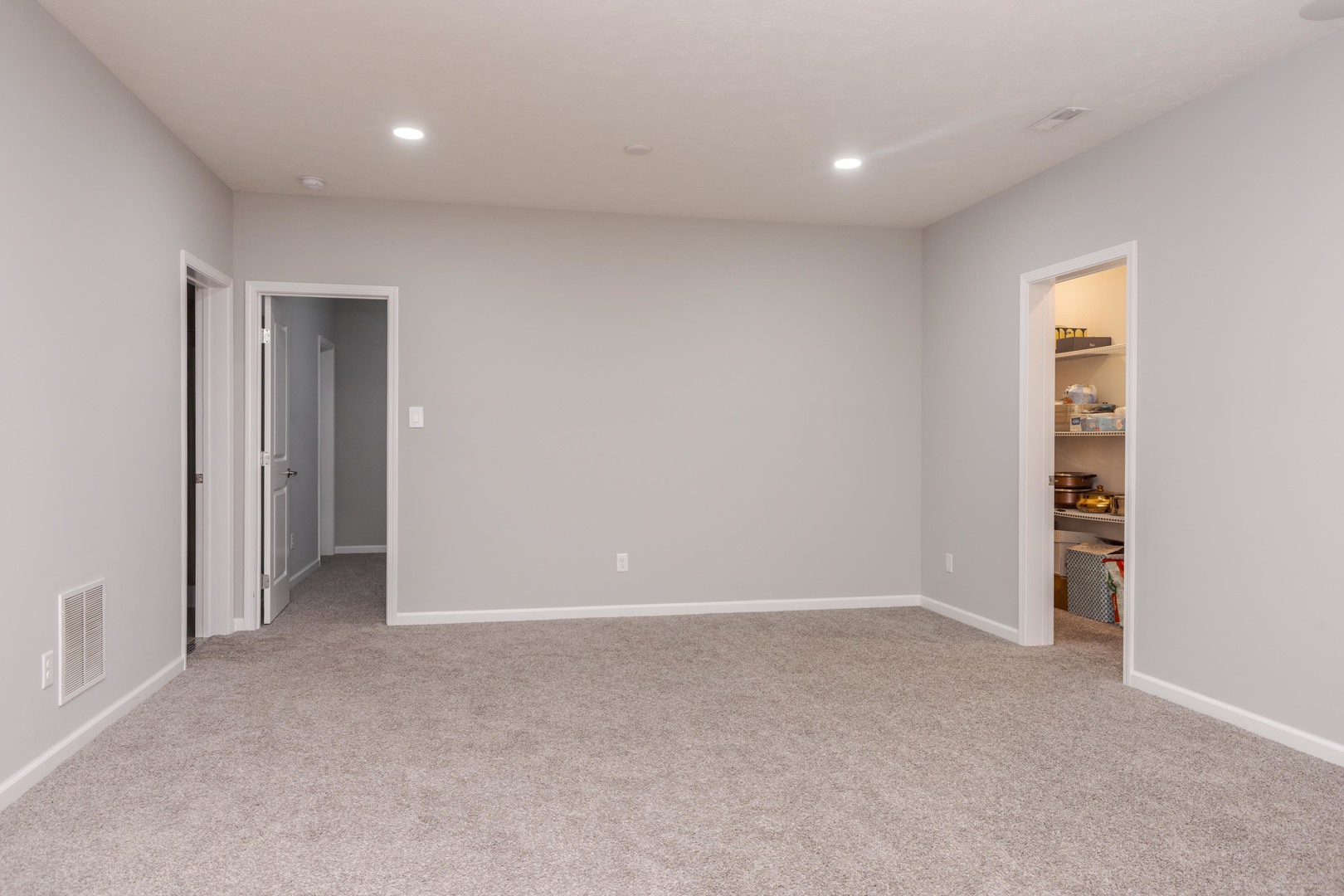 1116 Staghorne Way Property Photo 46