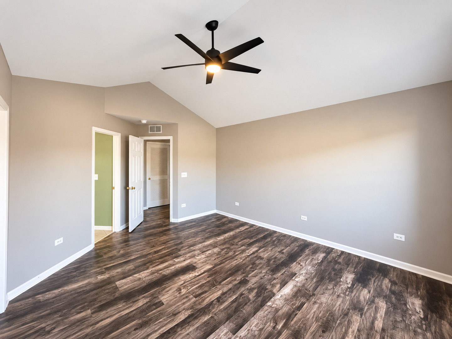 2100 Sunrise Circle Property Photo 22