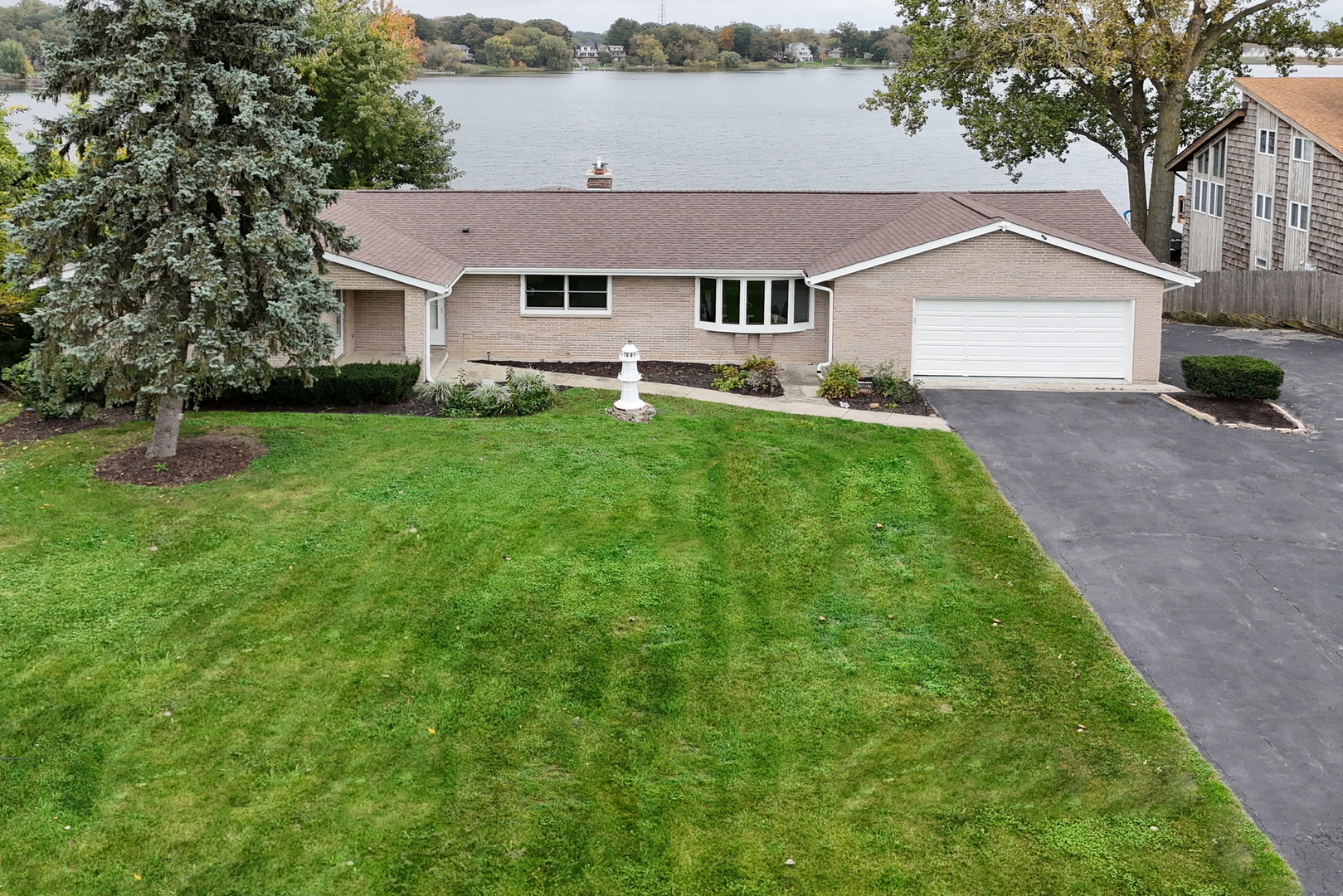 36897 N Nathan Hale Drive Property Photo 1