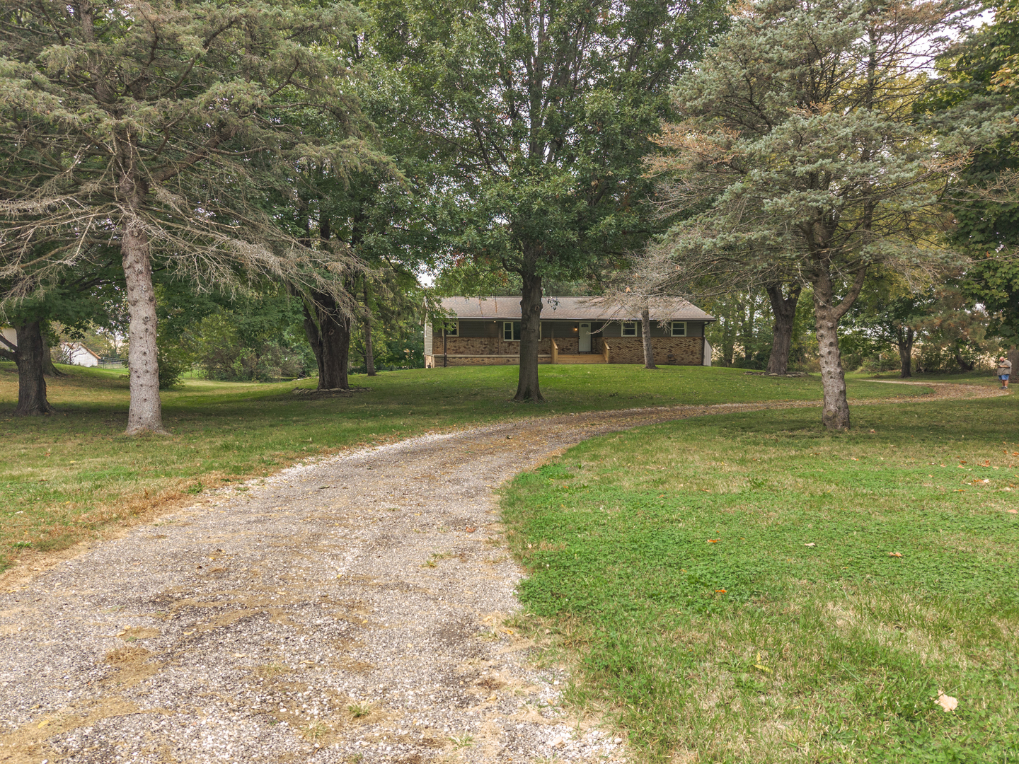 1005 Rabbit Hill Road Property Photo 1