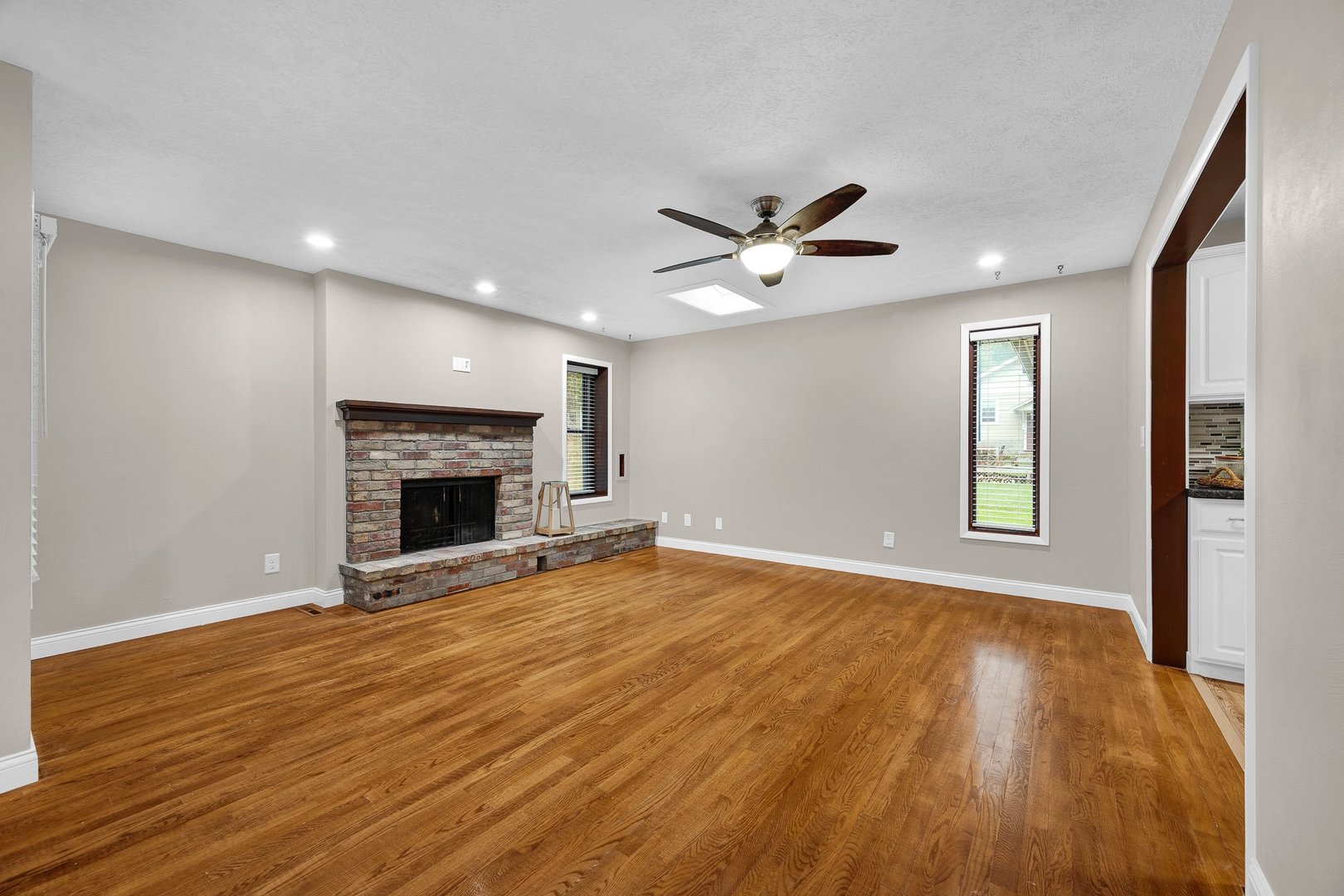 211 Gregory Street Property Photo 4