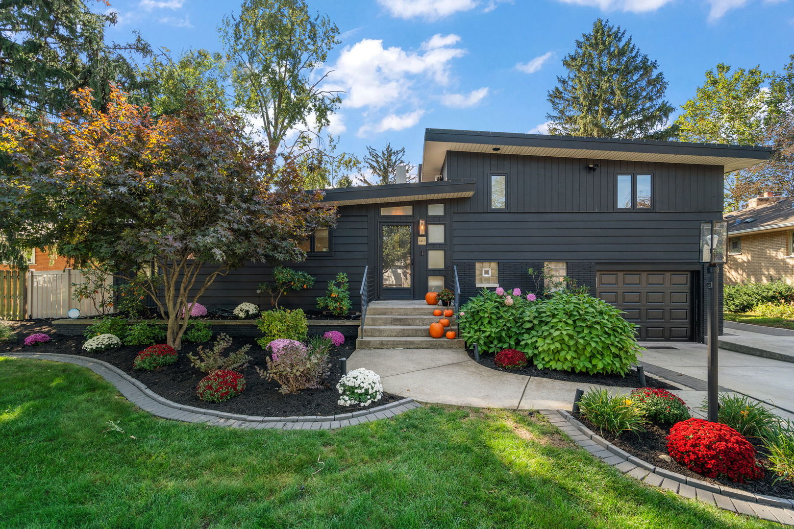 1412 35th Street Property Photo 2