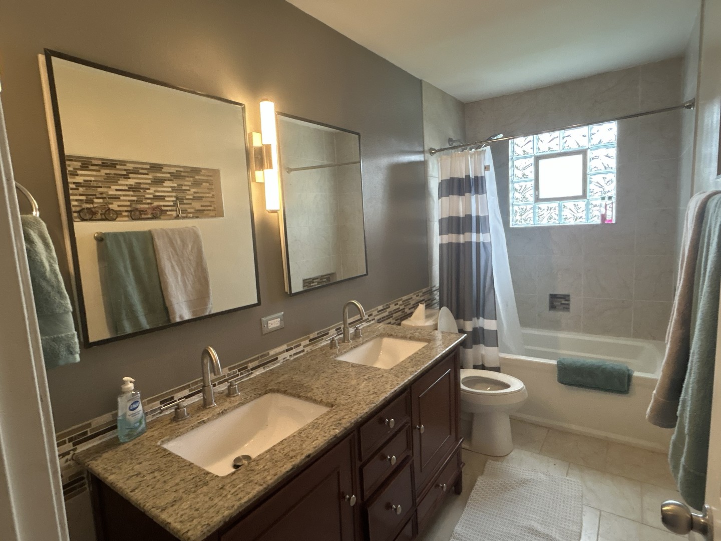 4816 W 121st Place Property Photo 11