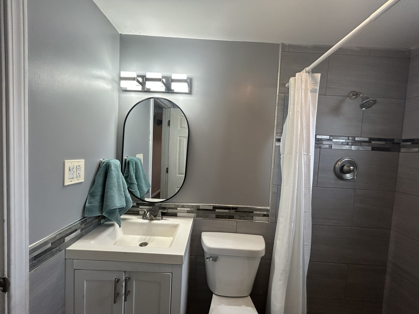 4816 W 121st Place Property Photo 19