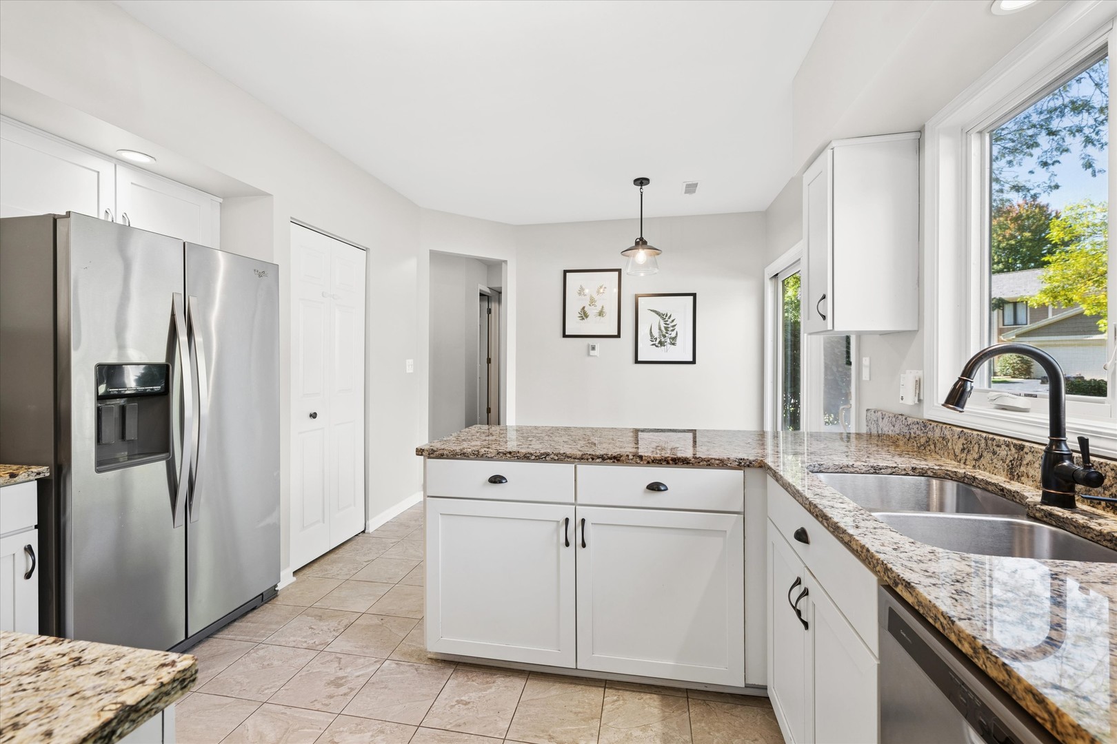 1302 Pimlico Parkway - Property Photo 8