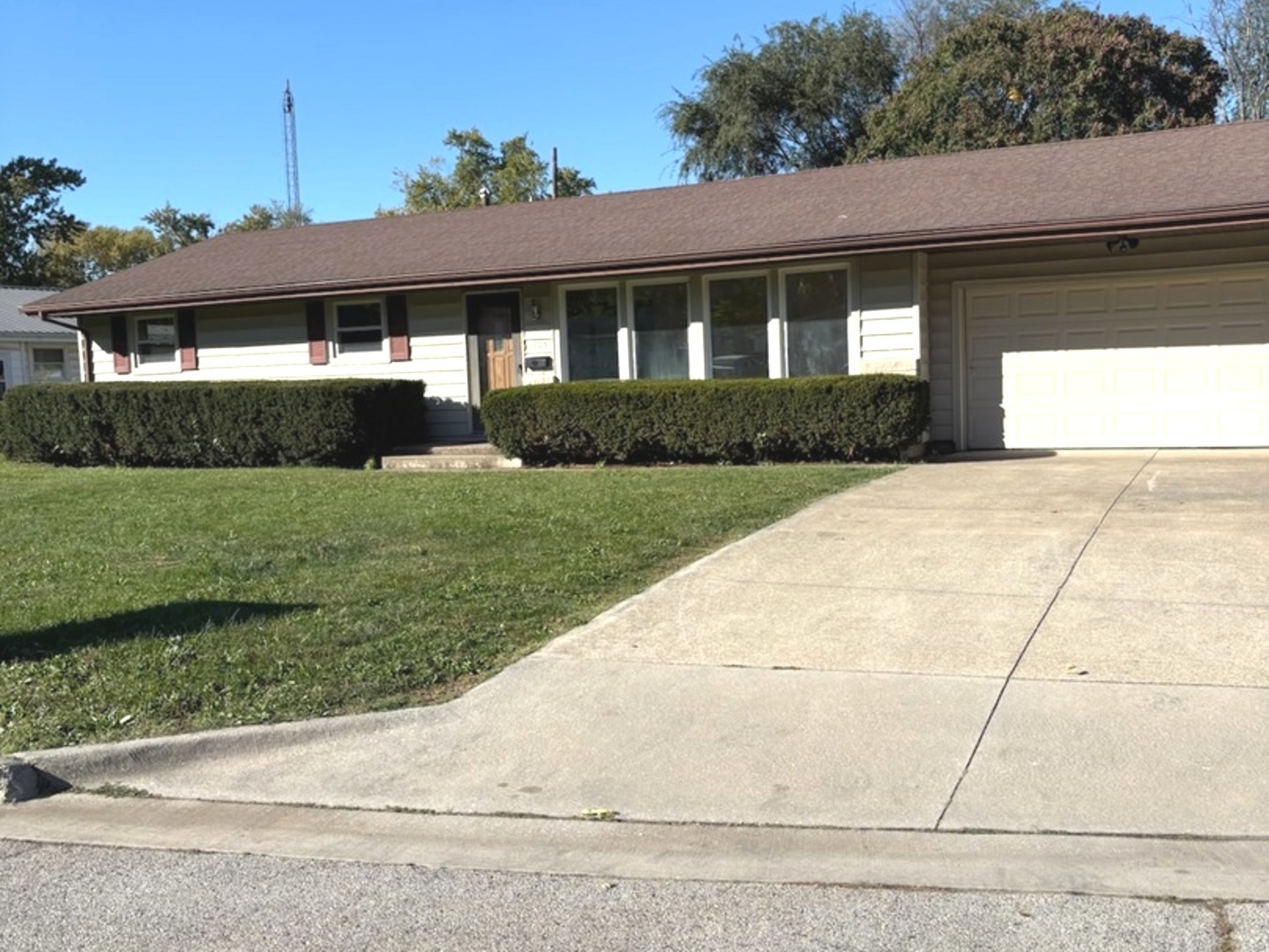 1705 Gleason Drive Property Photo 1
