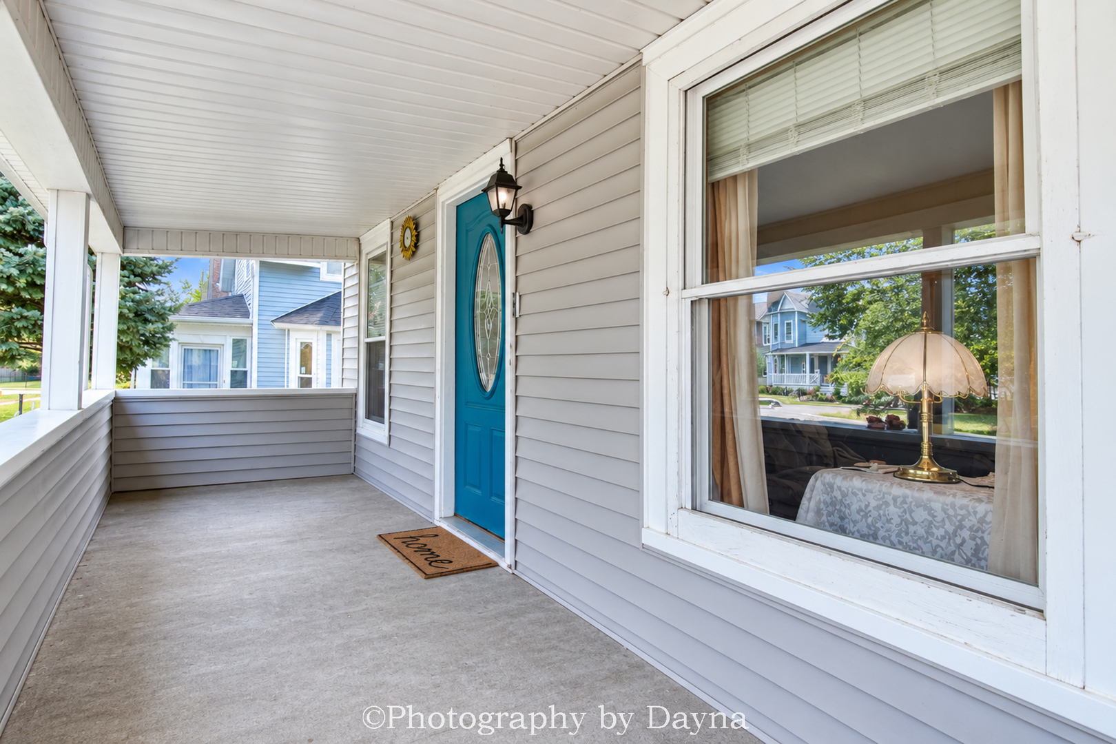 852 S 4th Avenue Property Photo 3