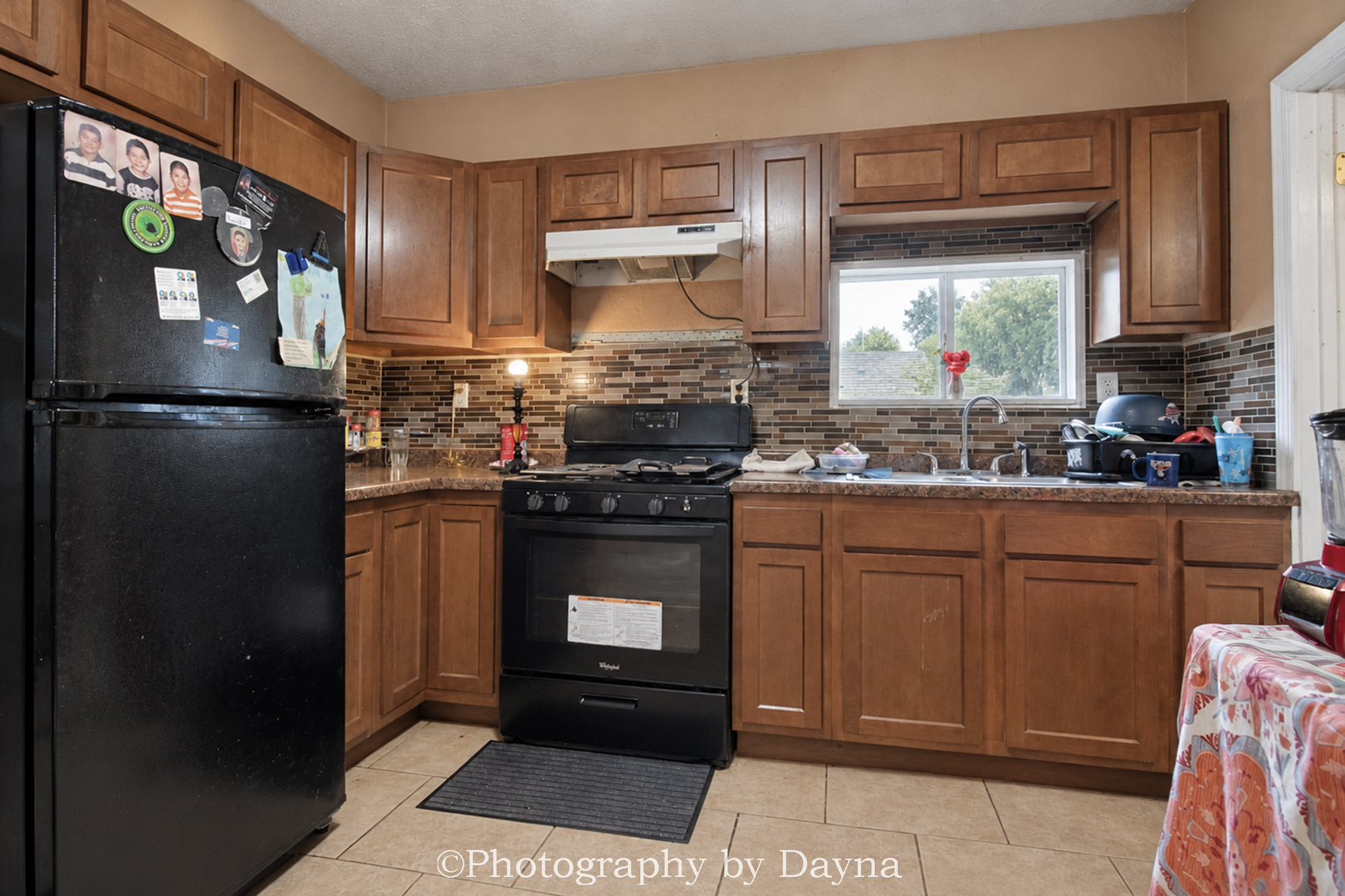 852 S 4th Avenue Property Photo 8