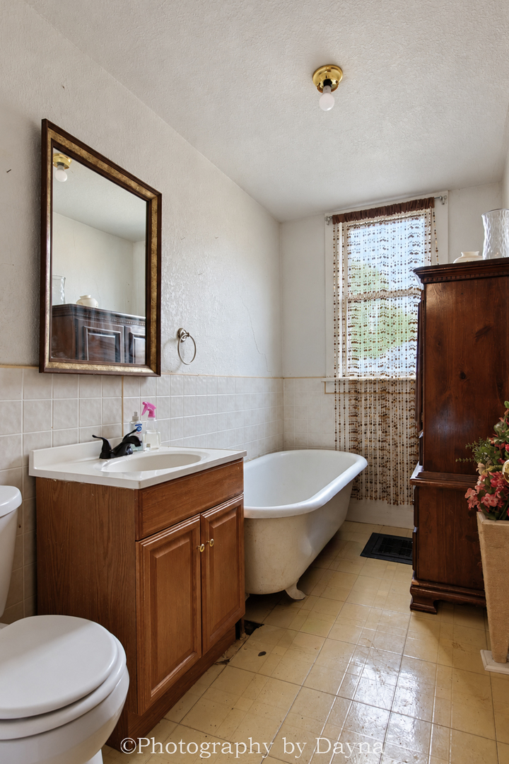852 S 4th Avenue Property Photo 13