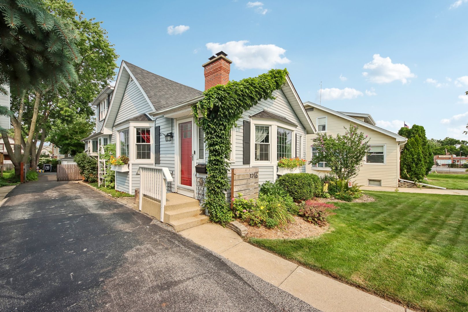 1216 Canfield Road Property Photo 1