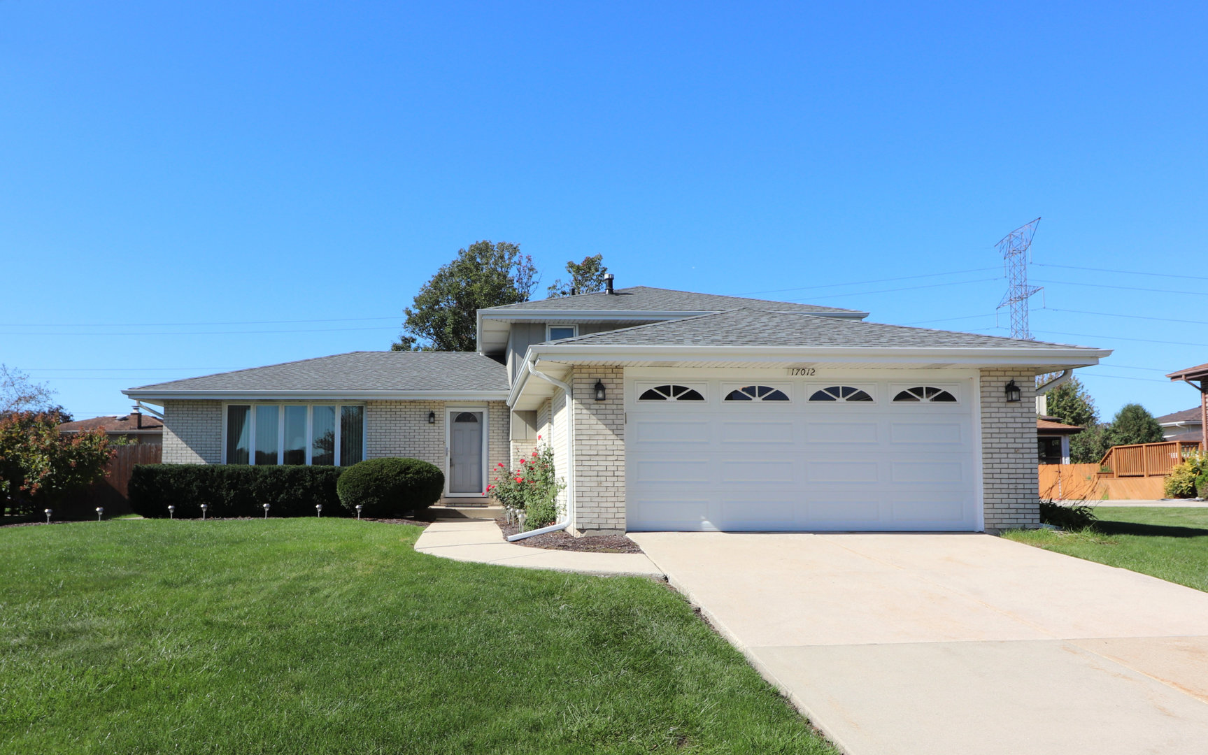 17012 Grissom Drive Property Photo 1