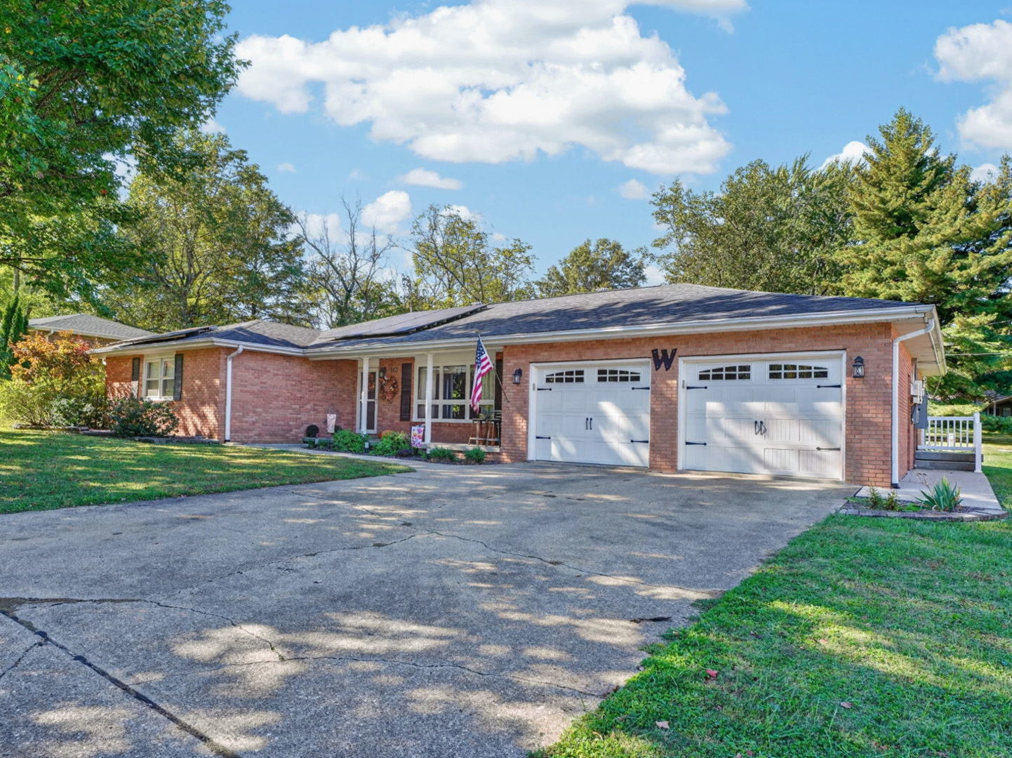 303 Cherry Hill Drive Property Photo 1