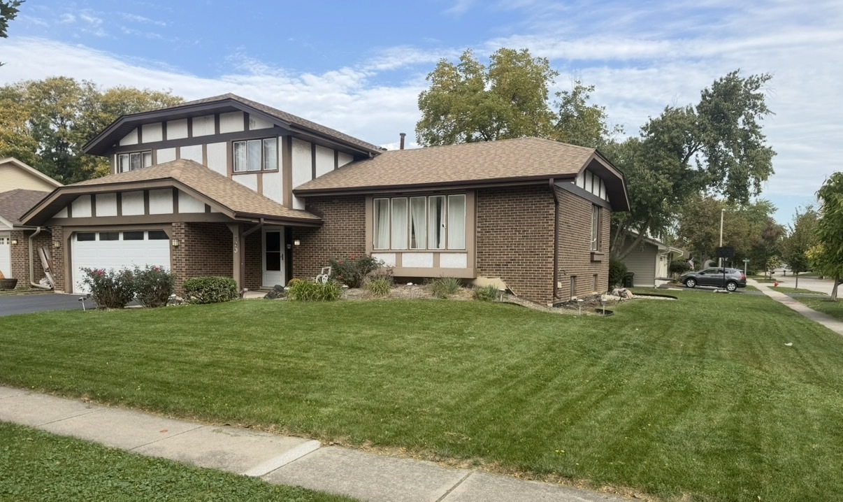 700 W 58th Street Property Photo 1
