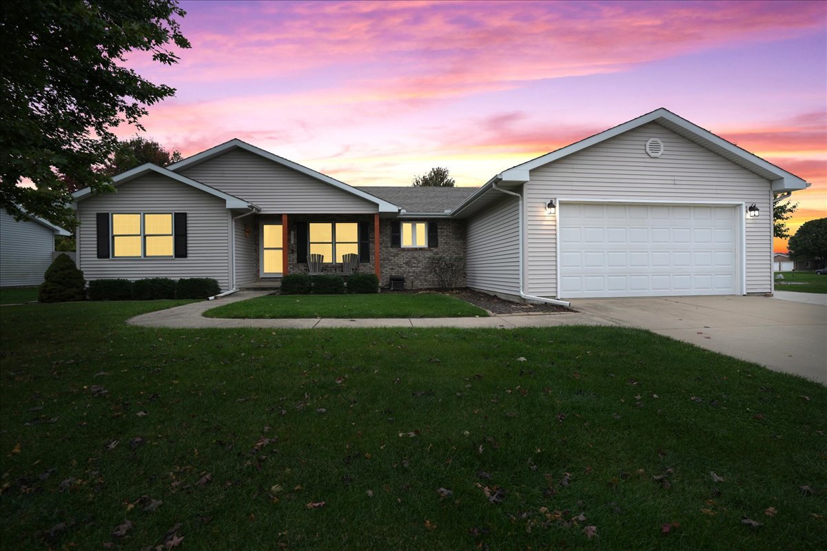 802 Platt Way Property Photo 1