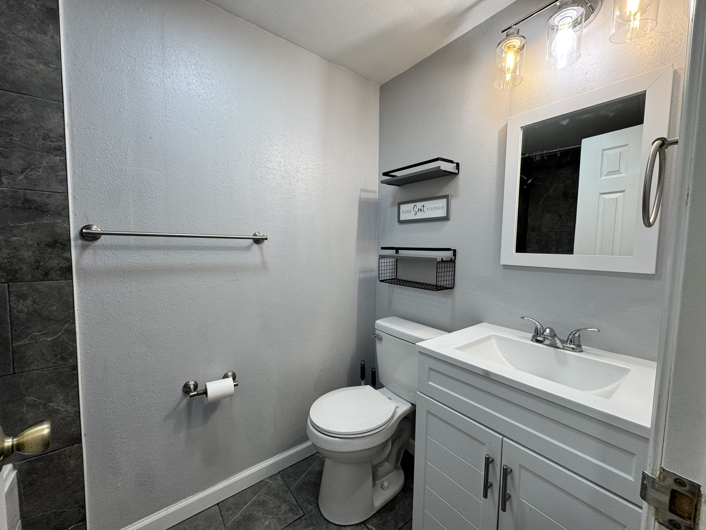 106 Redwood Manor Property Photo 16