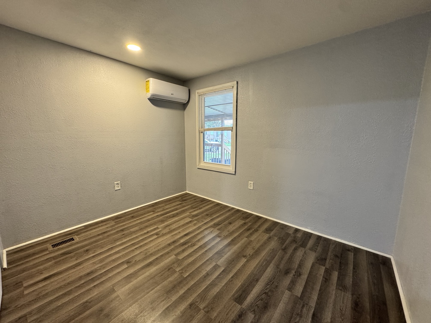 106 Redwood Manor Property Photo 19
