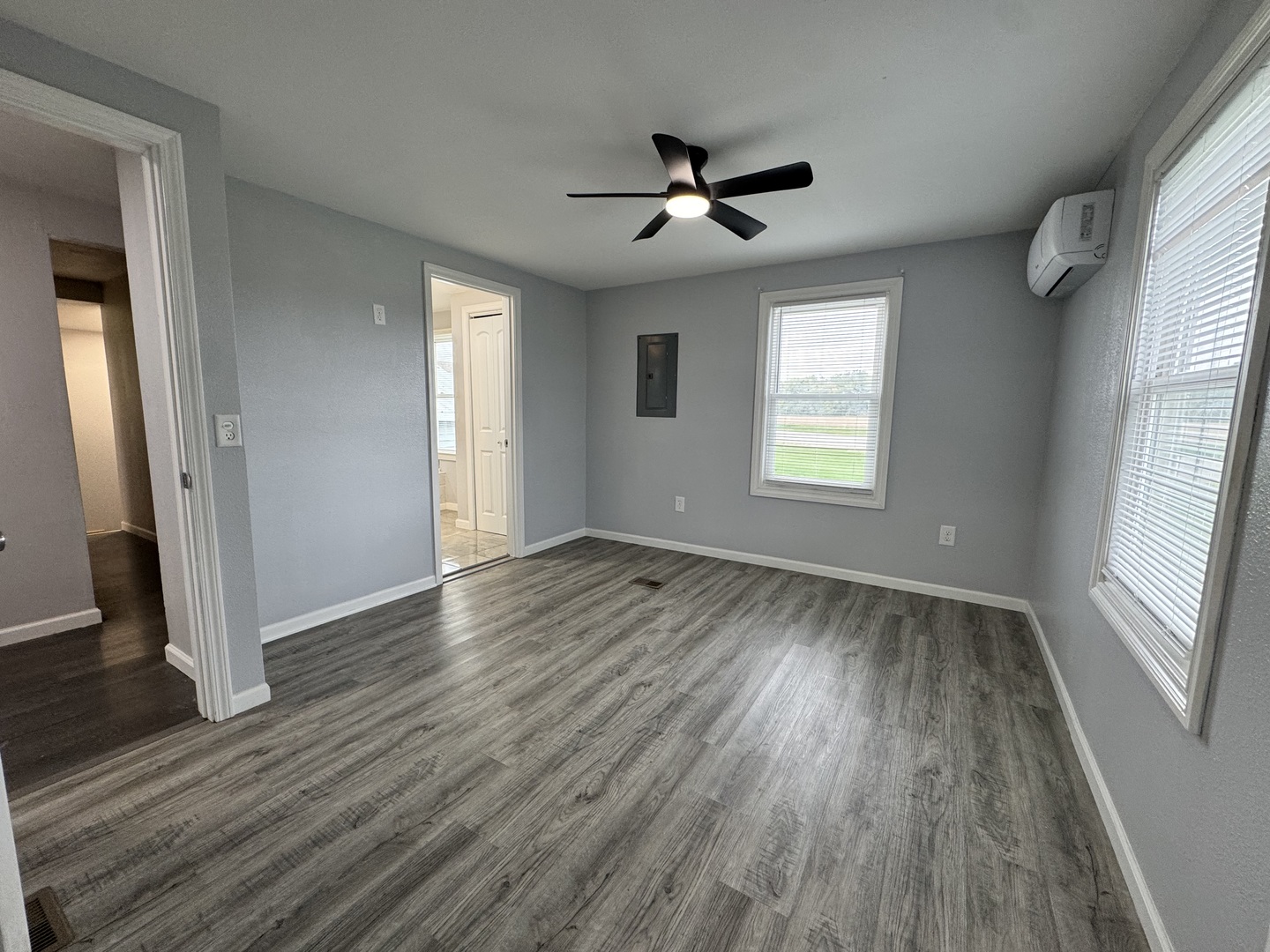 106 Redwood Manor Property Photo 20