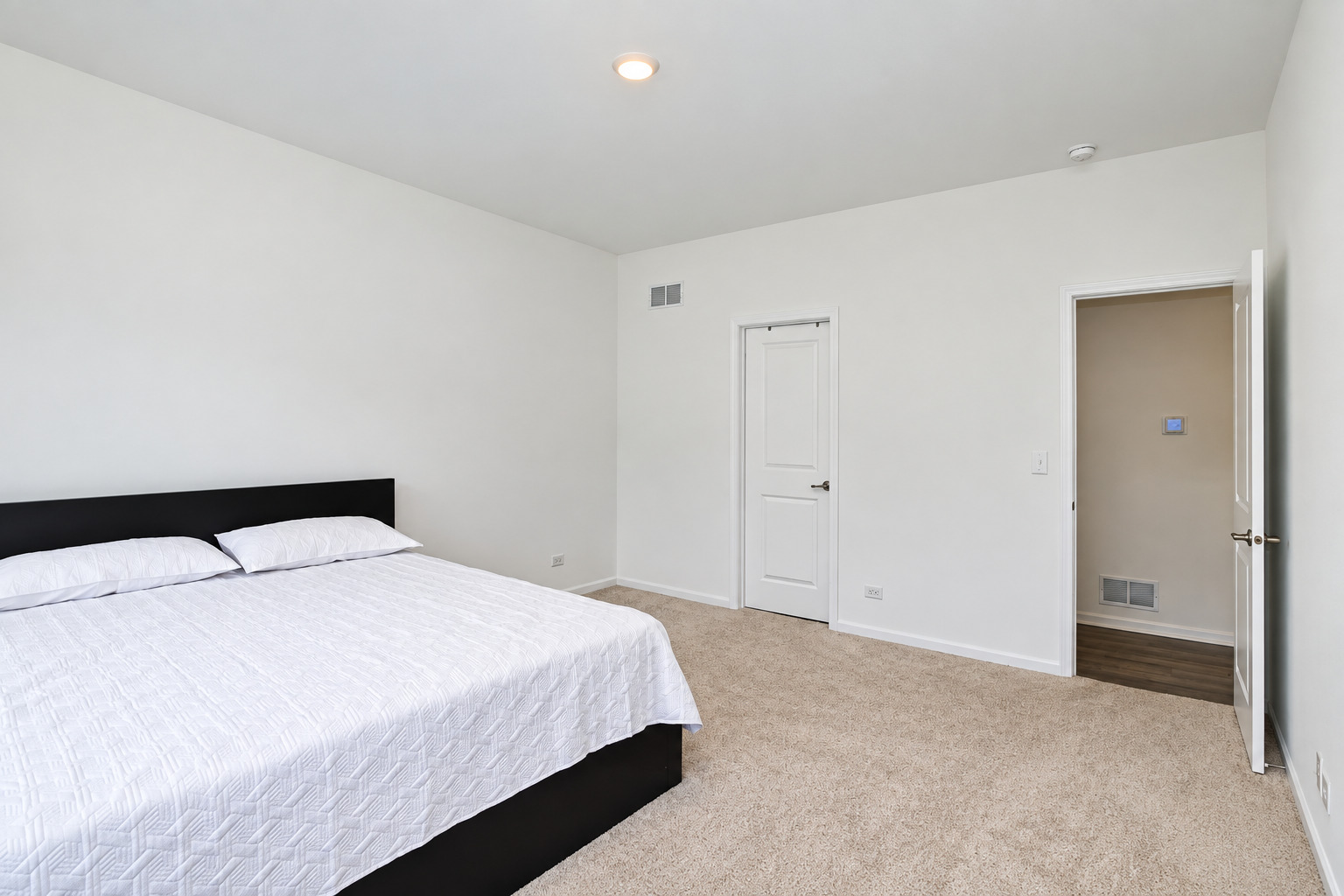 112 Sweetflag Circle Property Photo 8