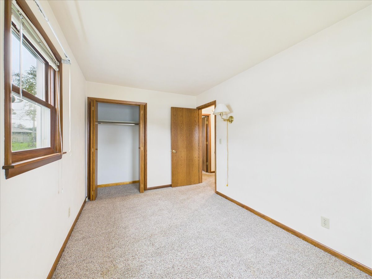 415 E 8th Street Property Photo 13