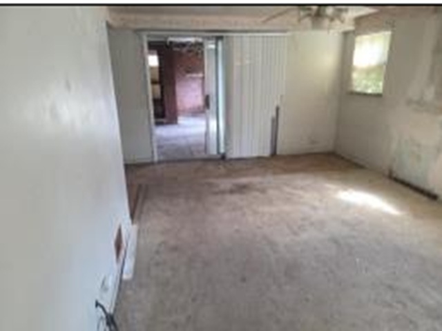 16908 Glen Oaks Drive Property Photo 8