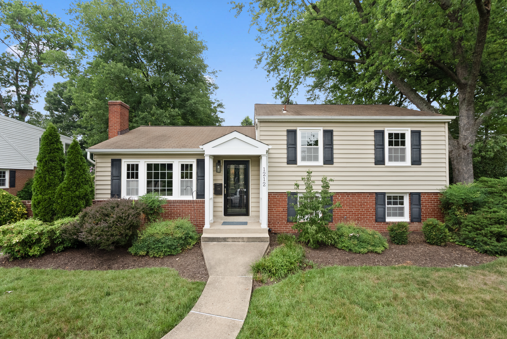 1212 Croton Drive Property Photo 1