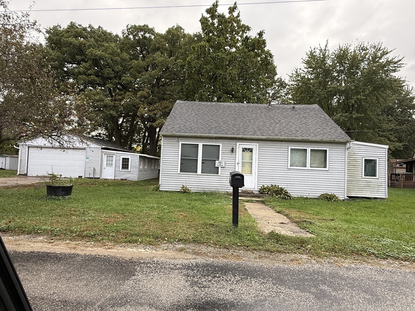 4120 6th Street Property Photo 1
