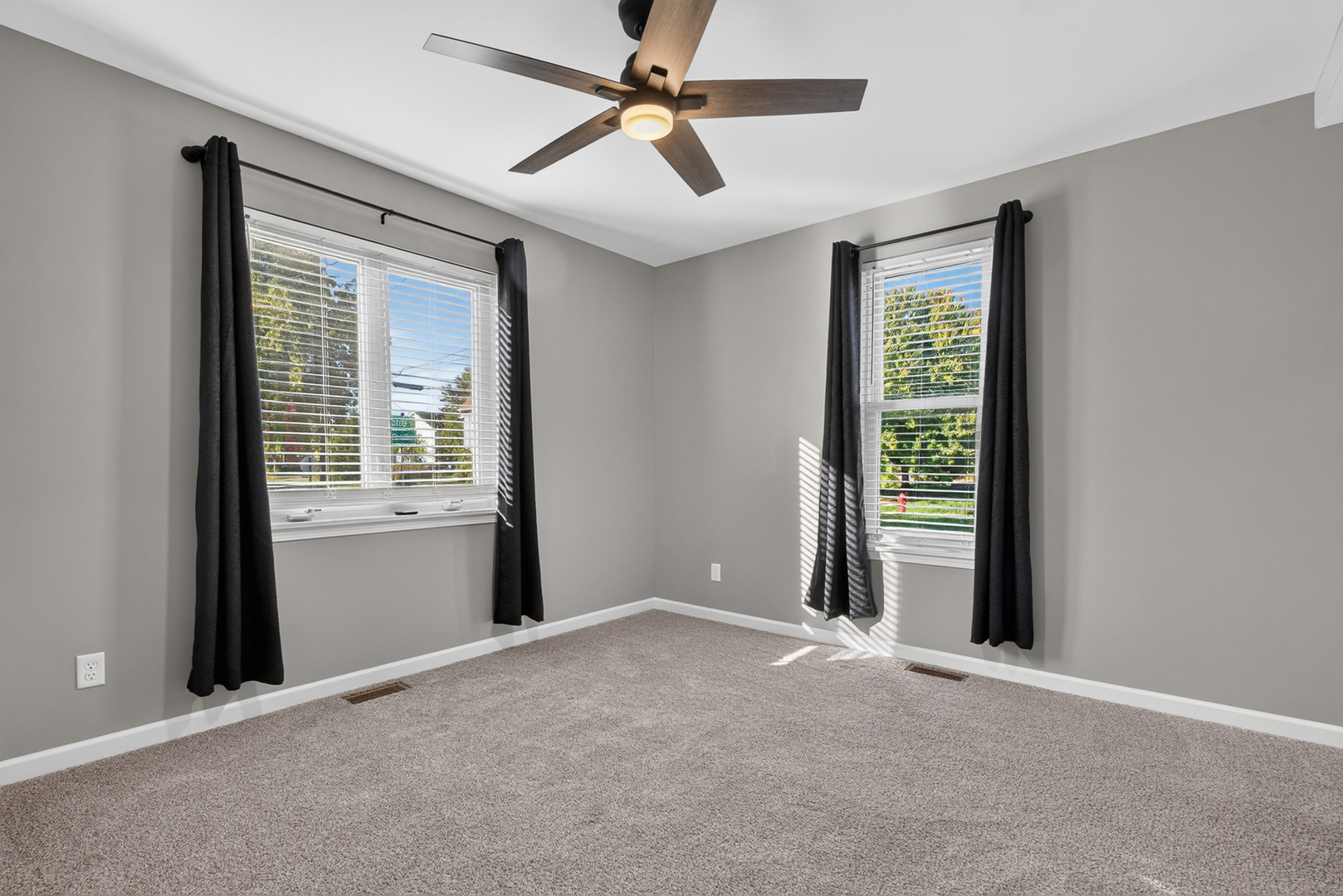 1103 State Street Property Photo 10