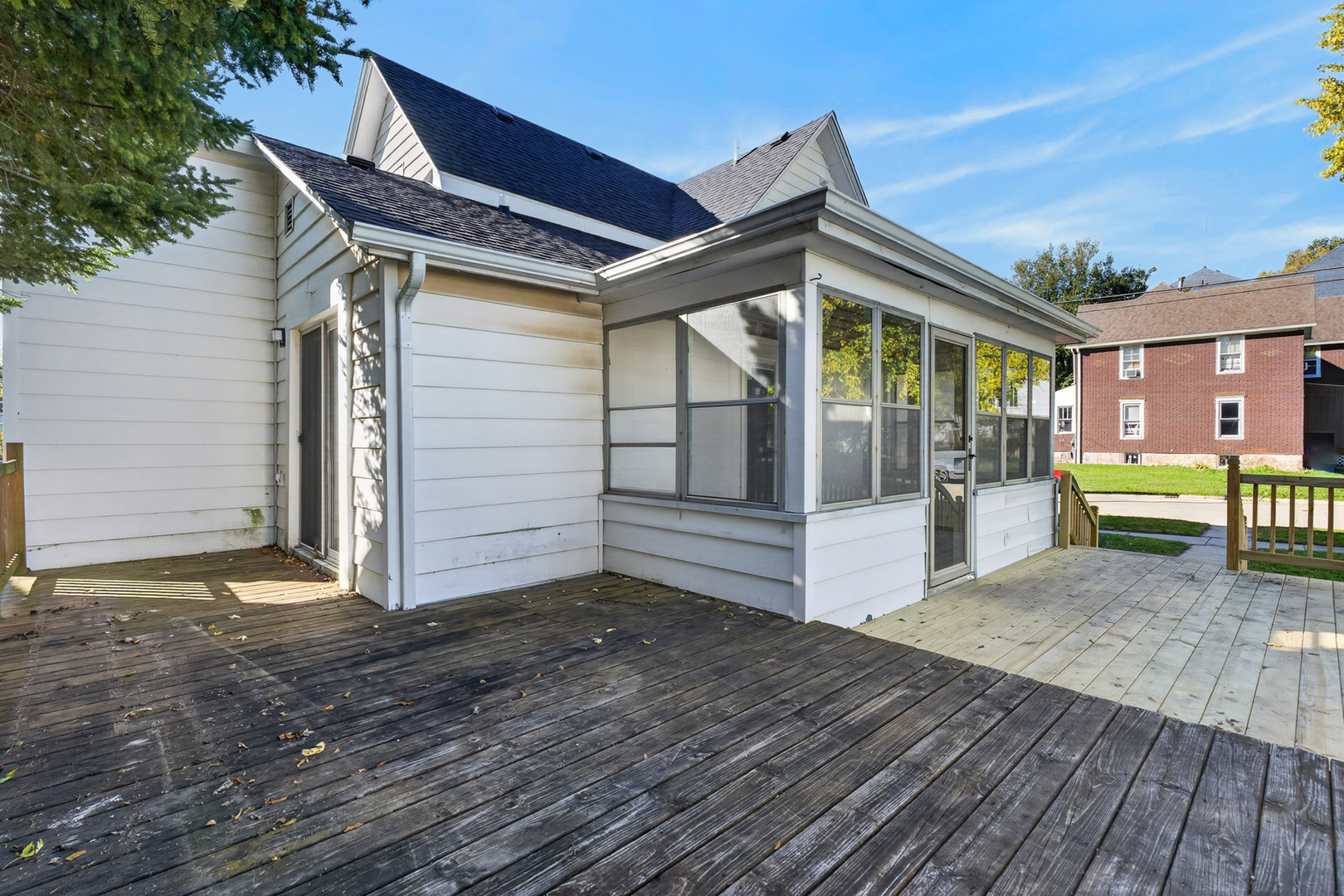 1103 State Street Property Photo 19