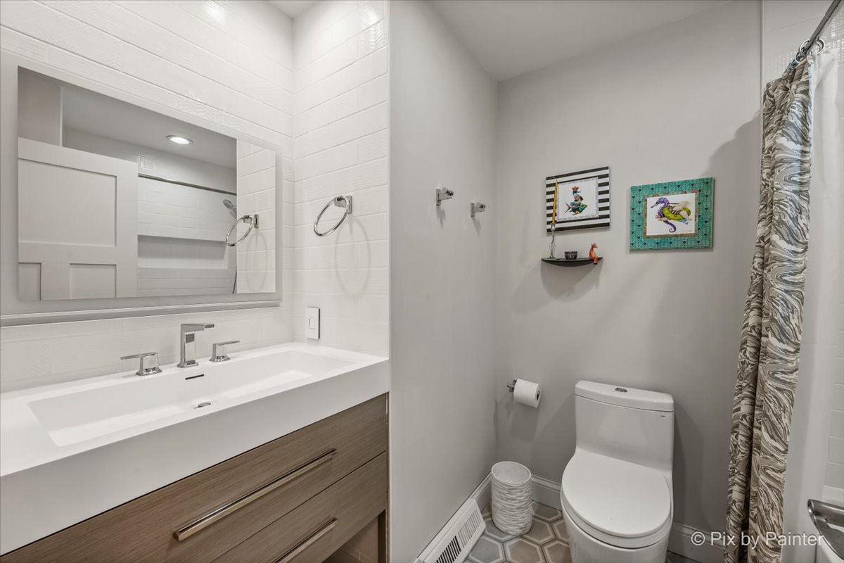 1070 Rose Court Property Photo 15