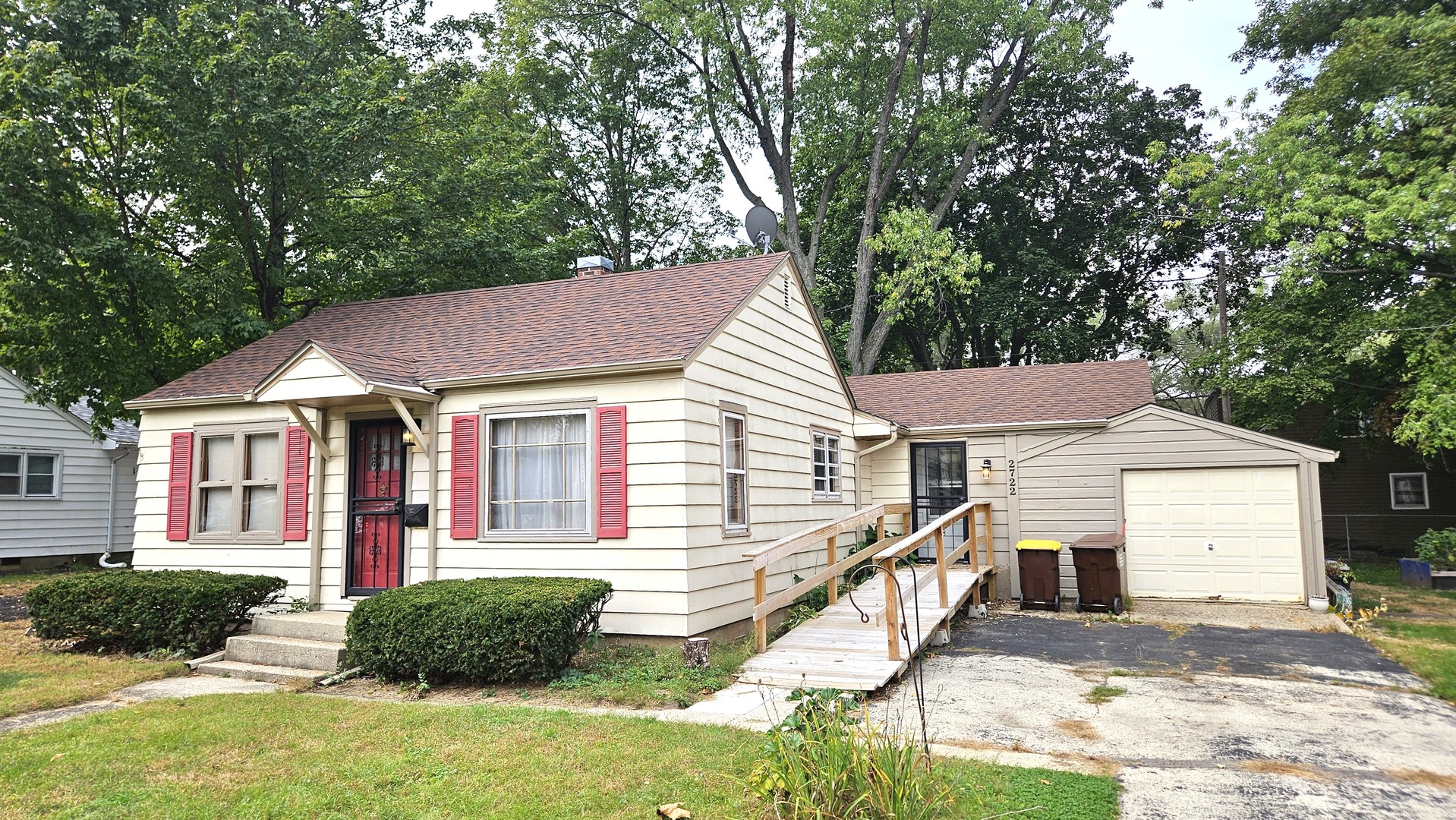 2722 Prial Avenue Property Photo 1