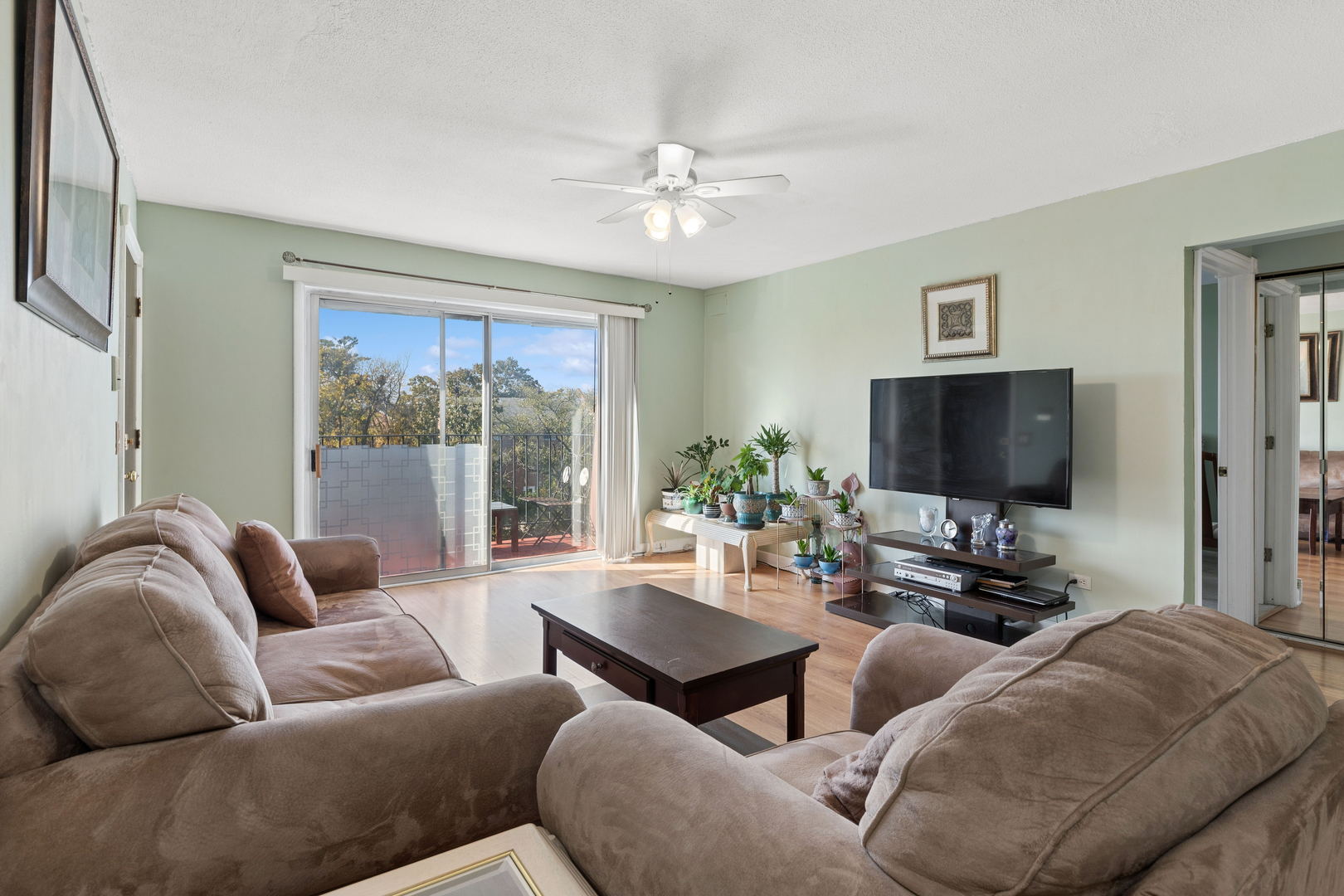 612 Cobblestone Circle E Property Photo 4
