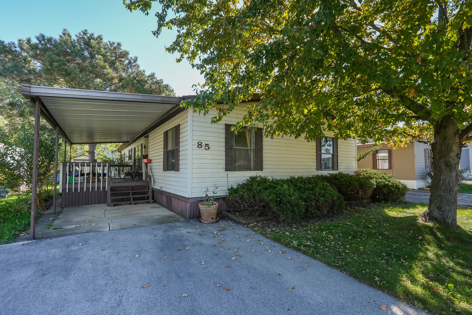 85 Berry Lane Property Photo 1