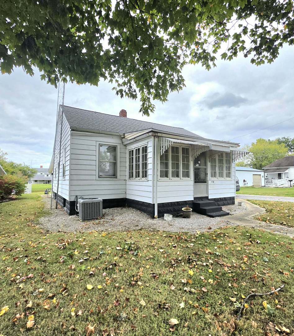 305 N Pearl Street Property Photo 1