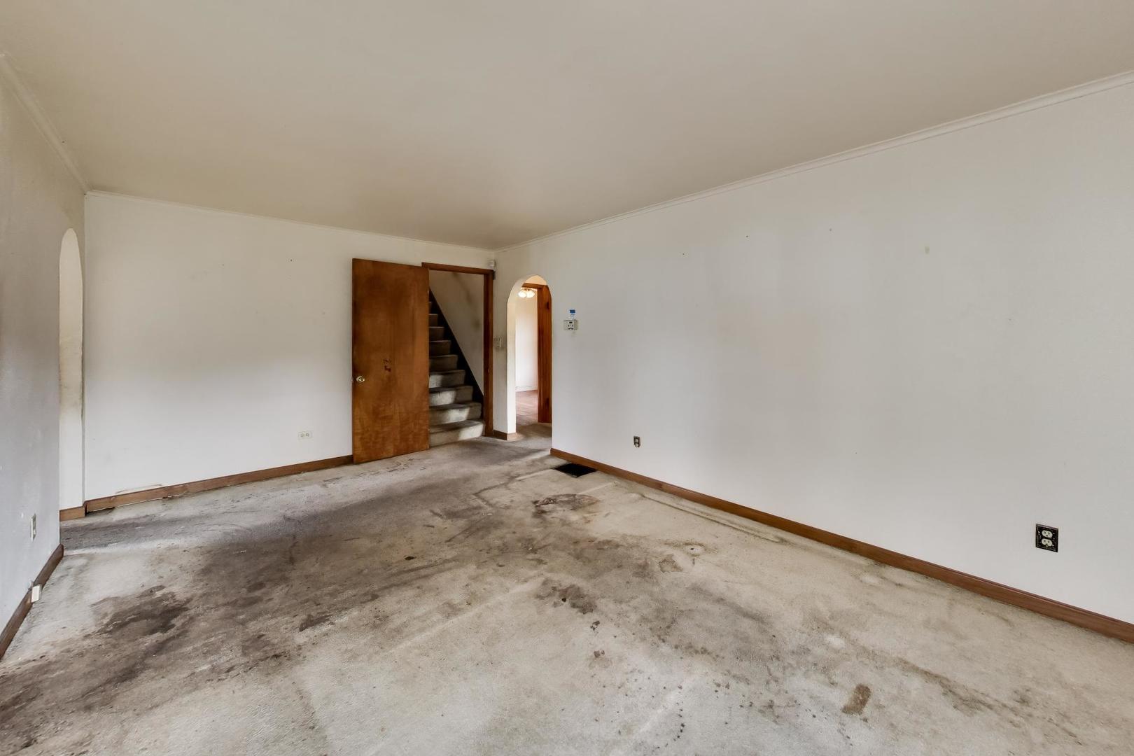 27 N Pioneer Road Property Photo 7