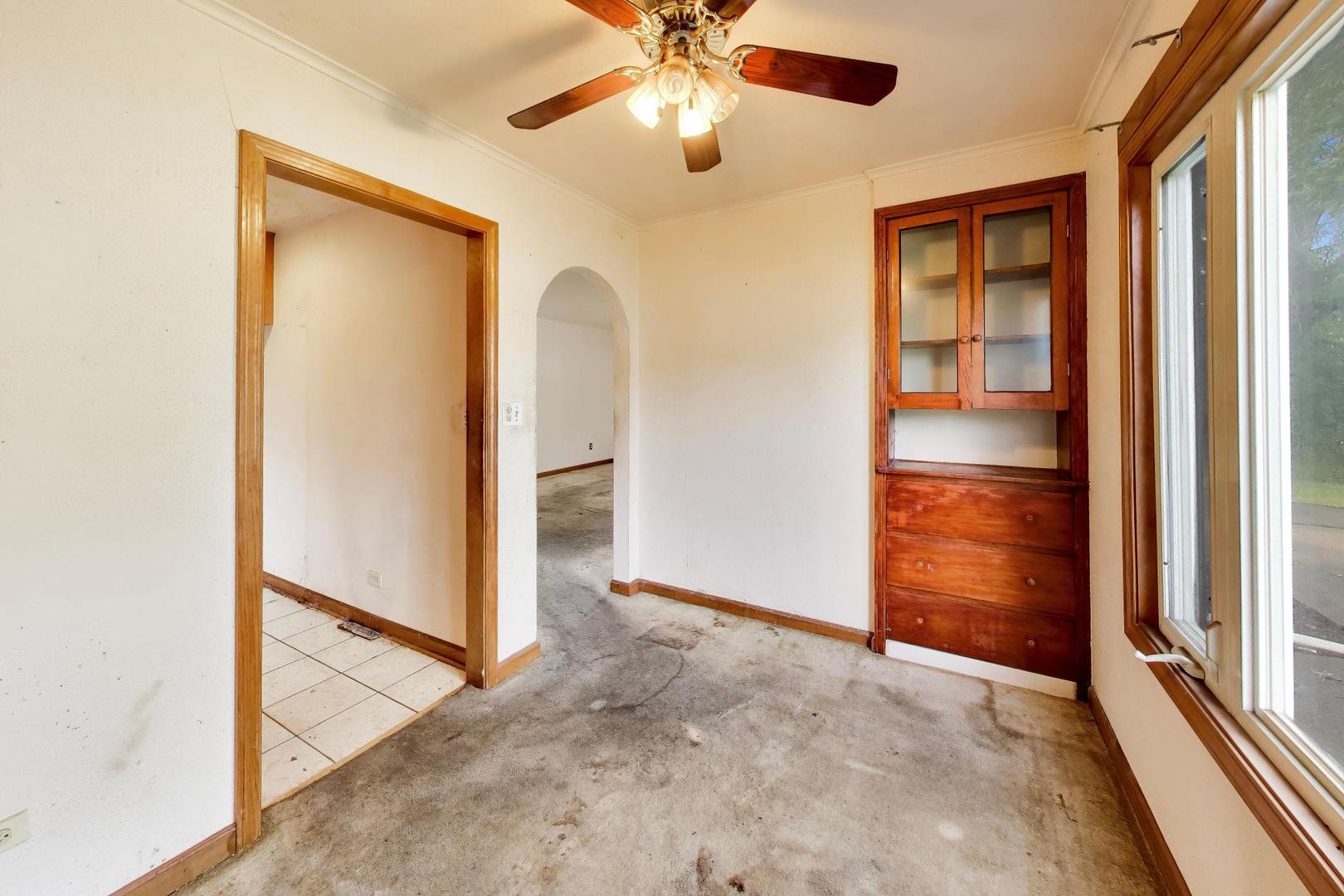 27 N Pioneer Road Property Photo 10